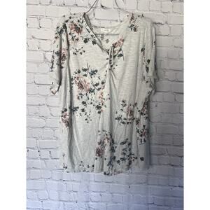 Maurice’s Floral White Plus Size Blouse Size 3x